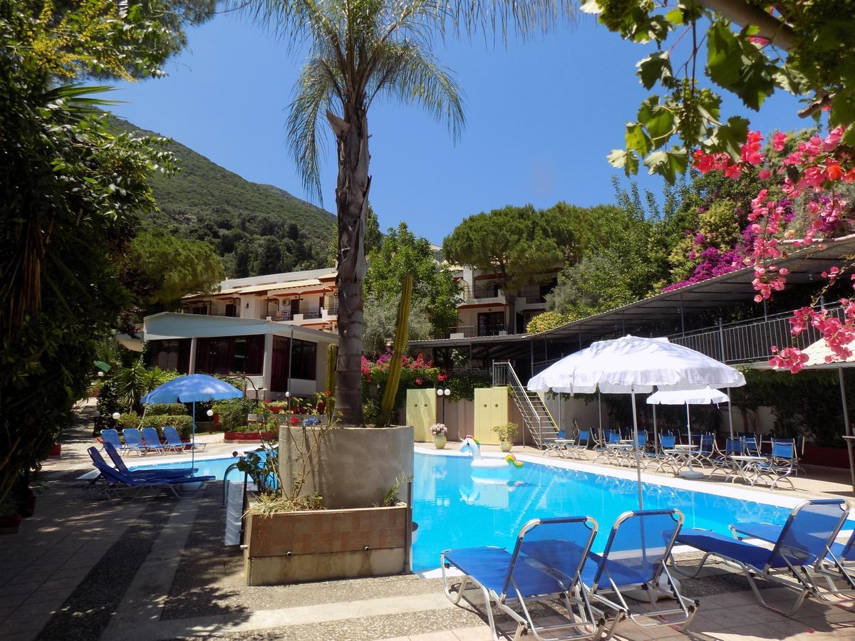 Lefkas Blue Hotel Нікіана Екстер'єр фото