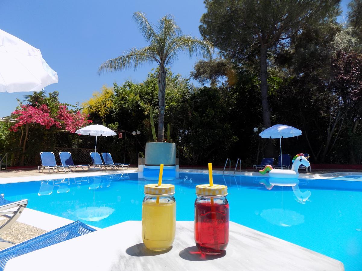 Lefkas Blue Hotel Нікіана Екстер'єр фото