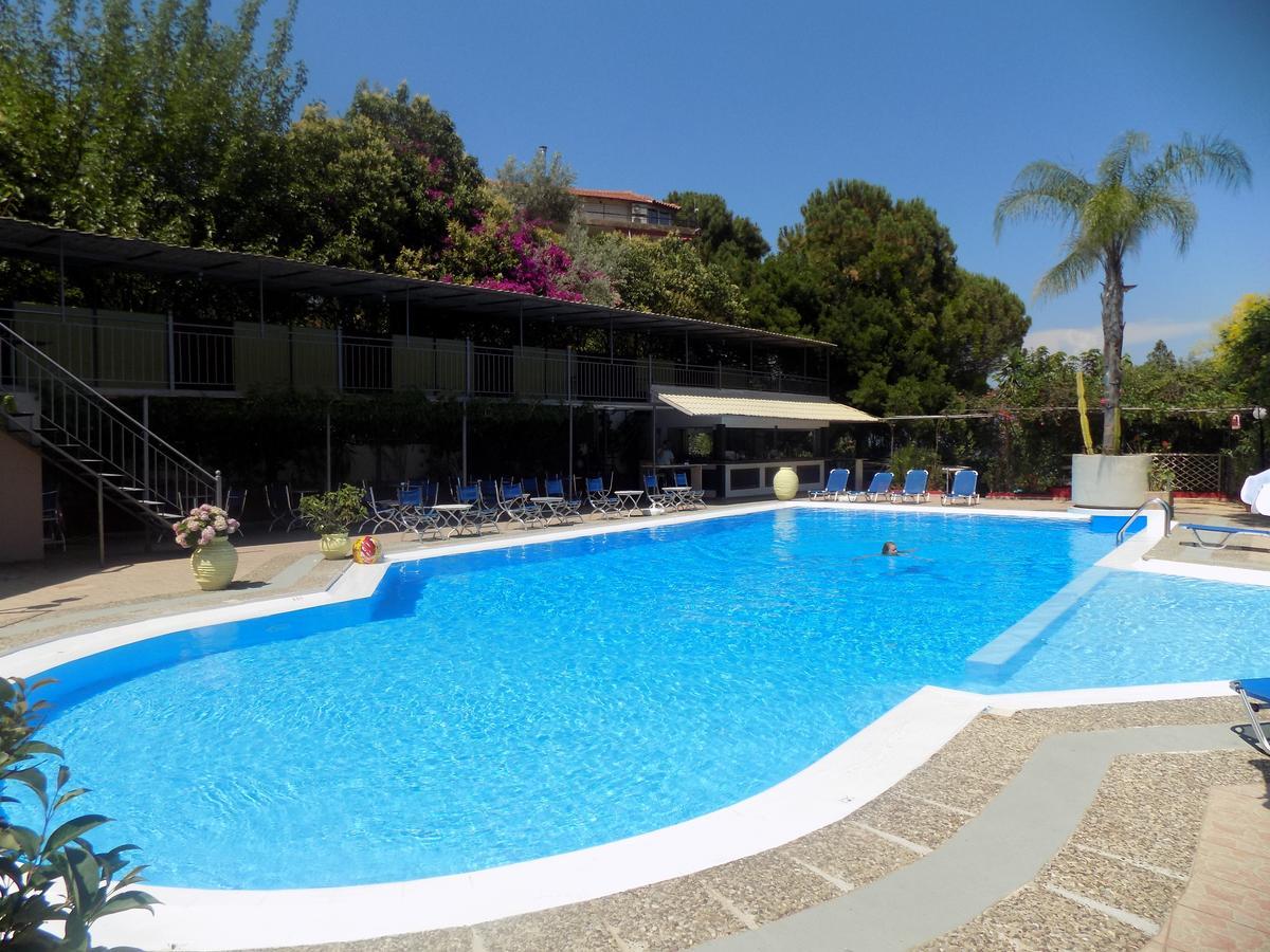 Lefkas Blue Hotel Нікіана Екстер'єр фото